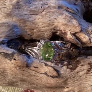 Silver Peridot Crystal Ring Size 11